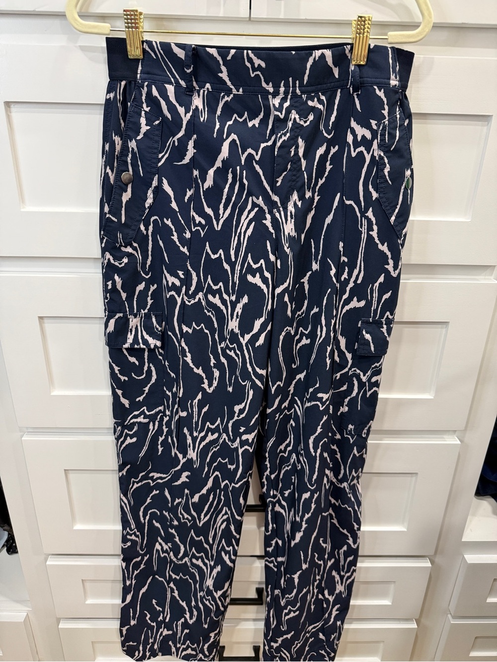 Athleta Navy Patterned Cargo Pants - Casual Everyday Wear
